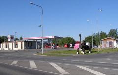 Rapla Hepa tankla ja bussijaam, august 2015
