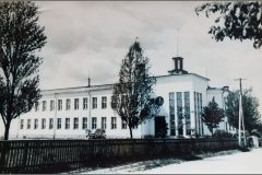 Rapla keskkooli hoone. 1957